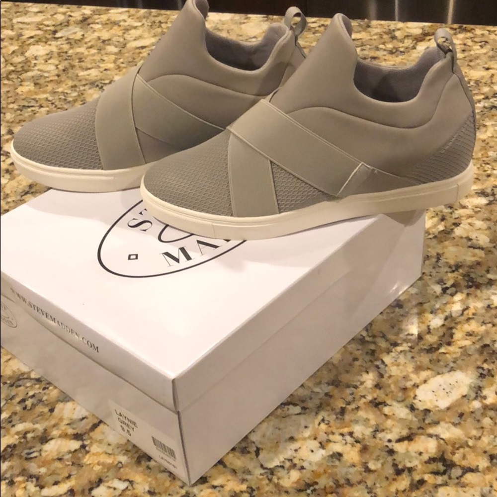 Steve Madden Sneaker